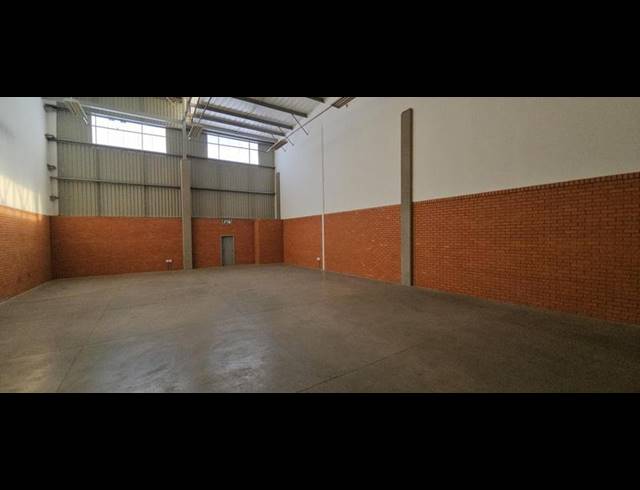 INDUSTRIAL PROPERTY TO RENT IN LONGLAKE